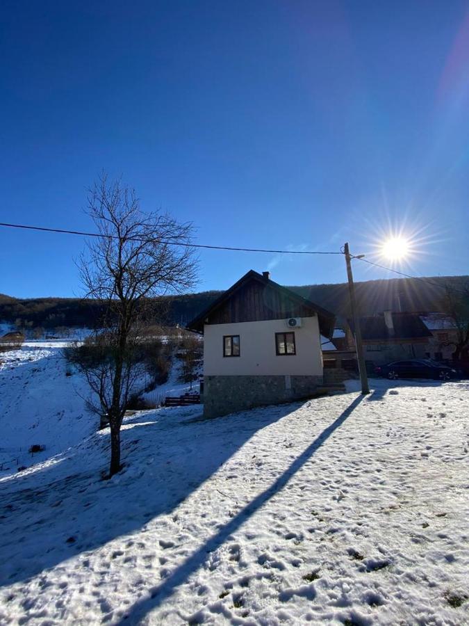 Chalet House S&d *
